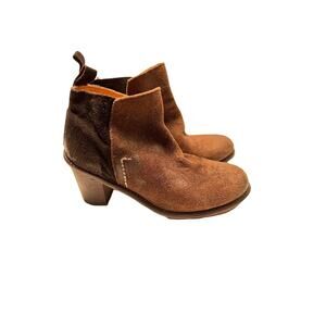 Holding Horses Anthropologie Women's Size 7.5 Brown Suede Ankle Boots